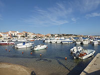 Idée de balade, promenade ou randonnée en famille avec des enfants : Martigues, la côte bleue, sentier du bord de mer